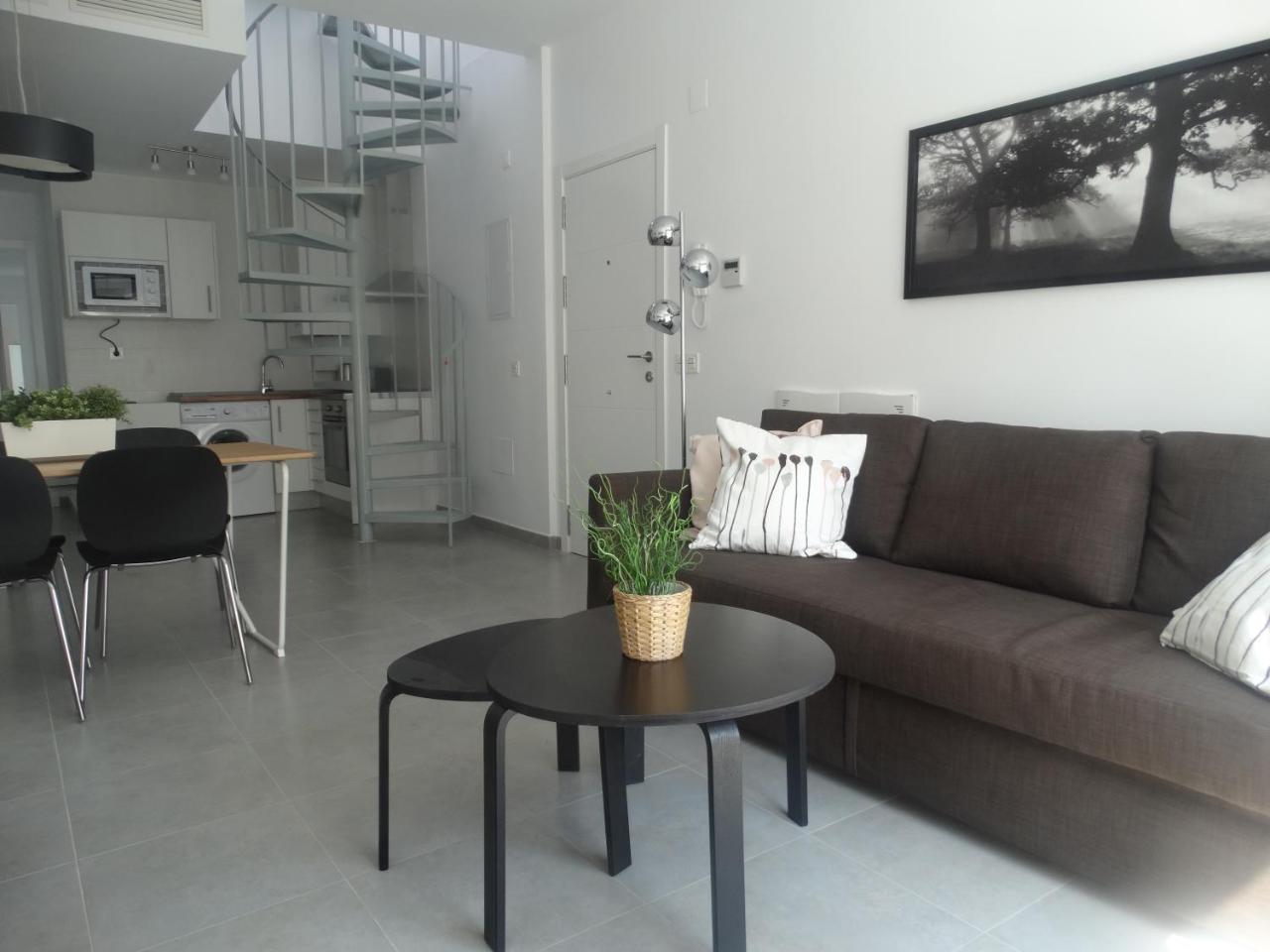 Malaga Apartamentos - Jinetes, 10 Dış mekan fotoğraf