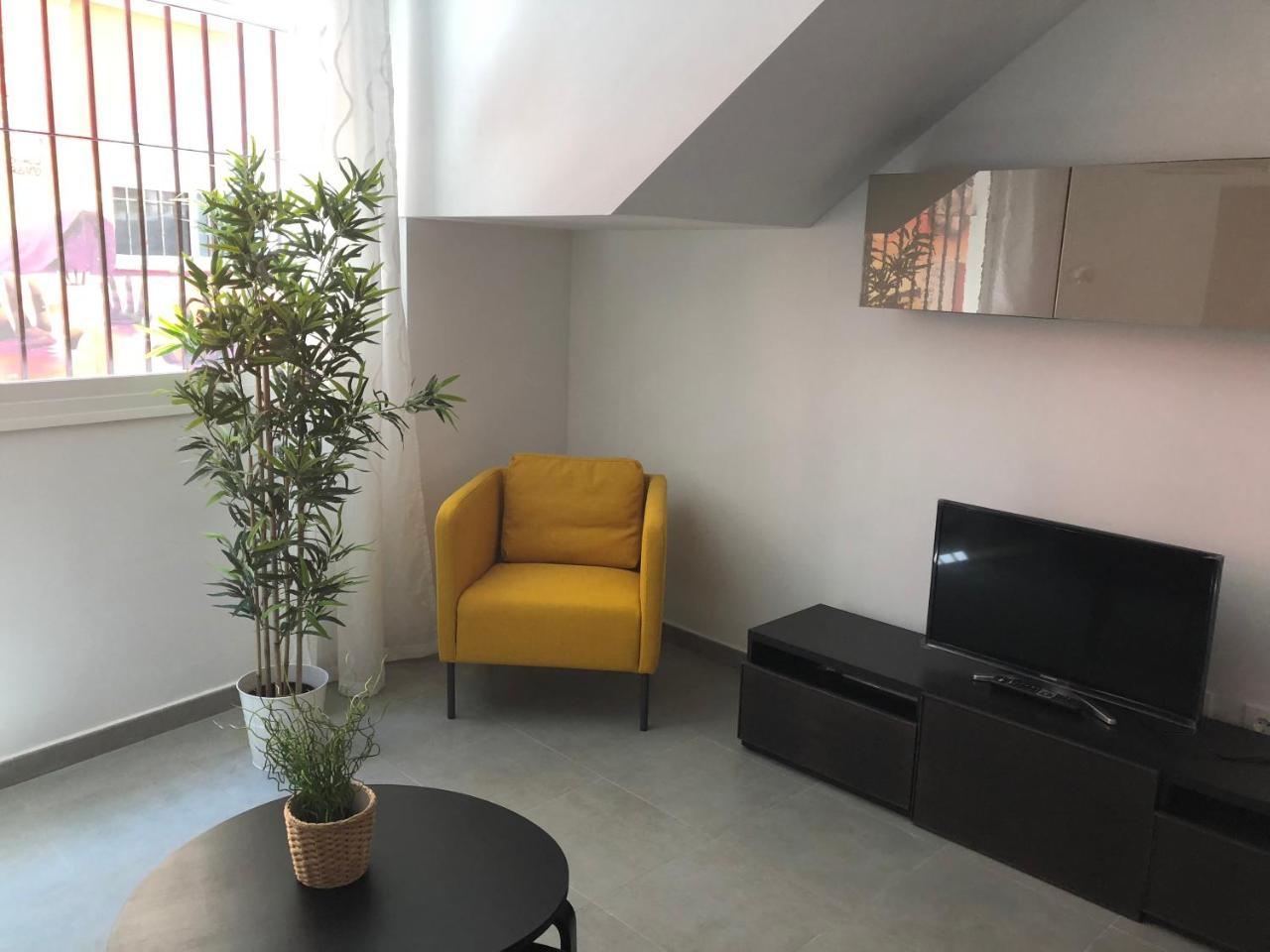 Malaga Apartamentos - Jinetes, 10 Dış mekan fotoğraf